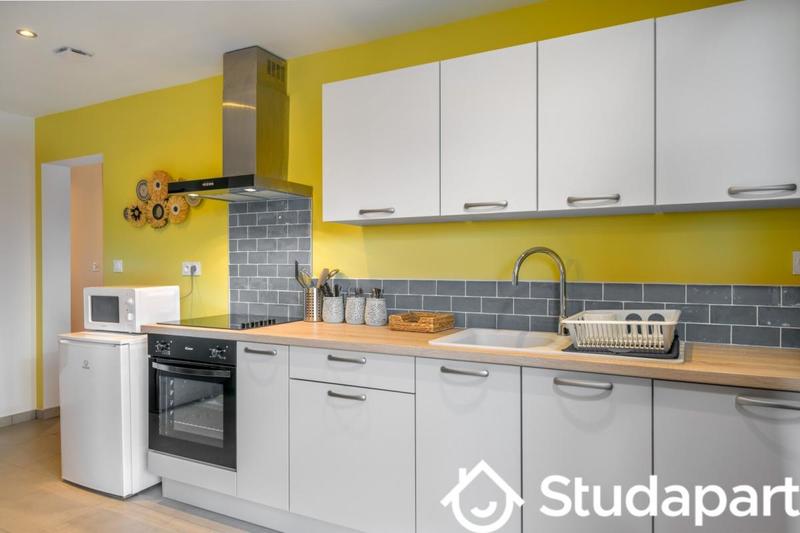 Chambre - 11 m² - 1 pièce