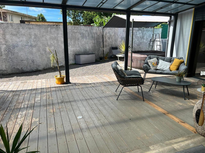 Villa - 90 m² - 5 pièces