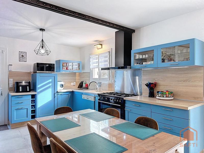 Villa - 97 m² - 6 pièces