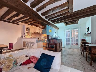 Appartement - 82 m² - 3 pièces