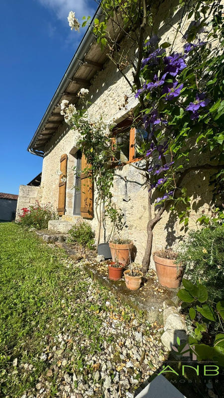 Maison ancienne - 180 m² - 7 pièces