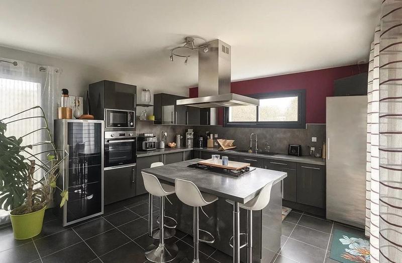 Maison - 125 m² - 5 pièces