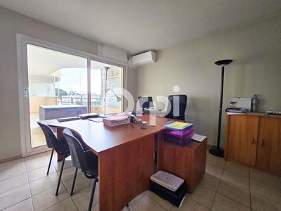 Appartement - 104 m² - 4 pièces