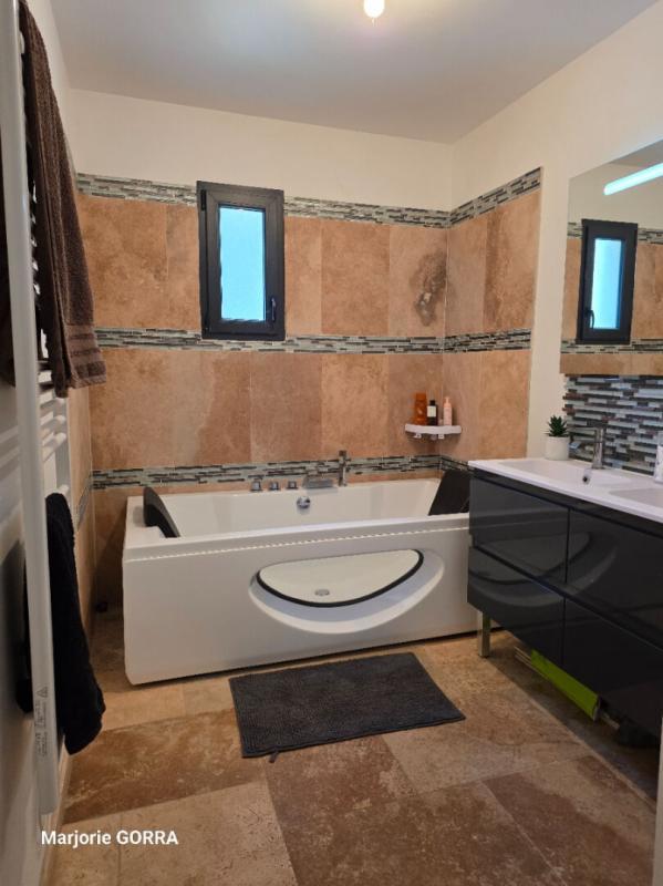 Maison - 142 m² - 5 pièces