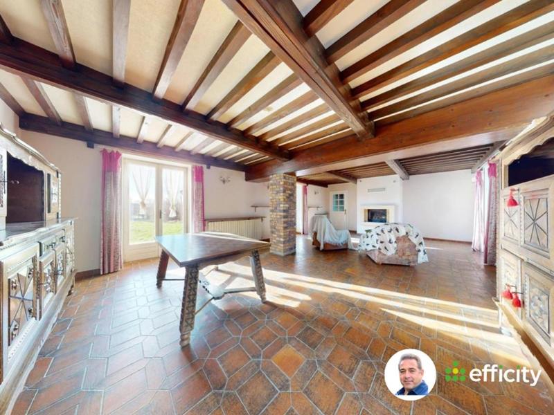 Maison - 222 m² - 5 pièces