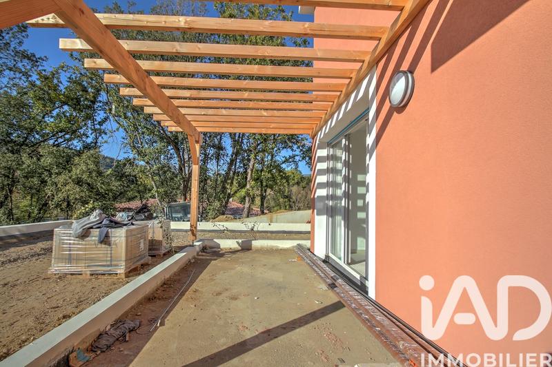 Maison - 77 m² - 4 pièces