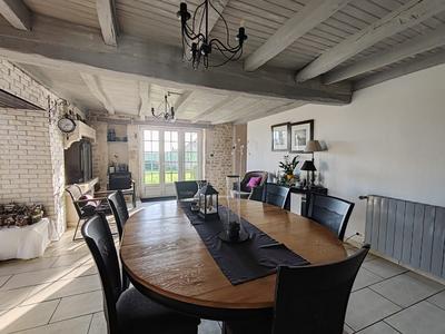 Maison - 155 m² - 6 pièces