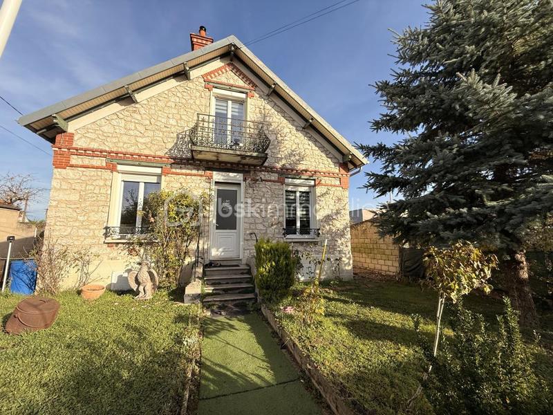 Maison en pierre - 103 m² - 7 pièces