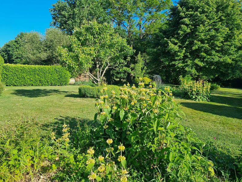 Maison - 212 m² - 7 pièces