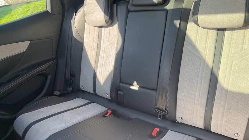 Peugeot 3008 1.6 Thp 225 Hybrid e-Eat8 Gt