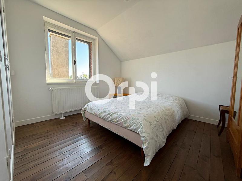 Maison - 161 m² - 7 pièces