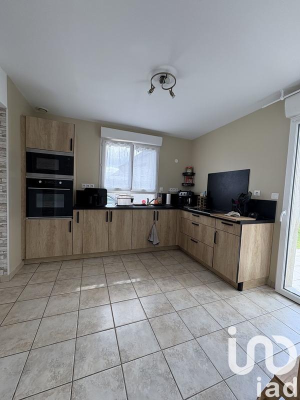 Maison - 96 m² - 4 pièces