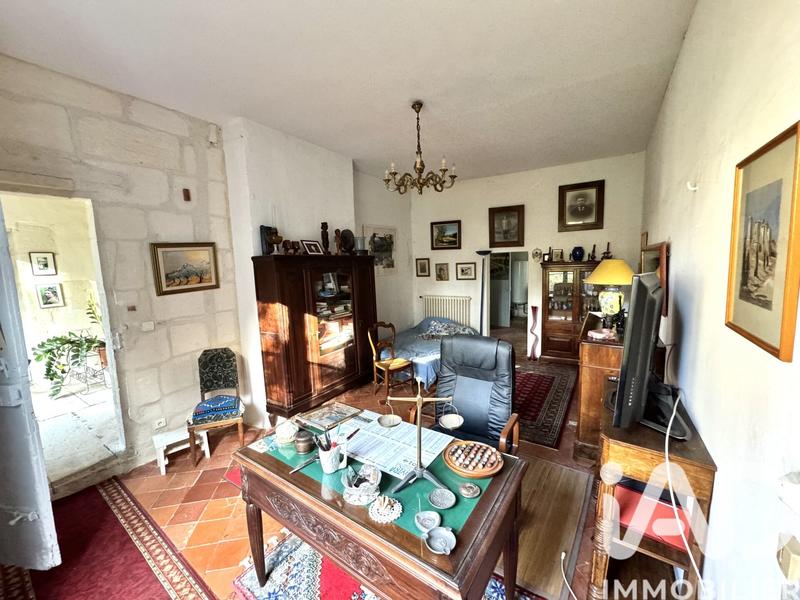 Maison - 300 m² - 8 pièces