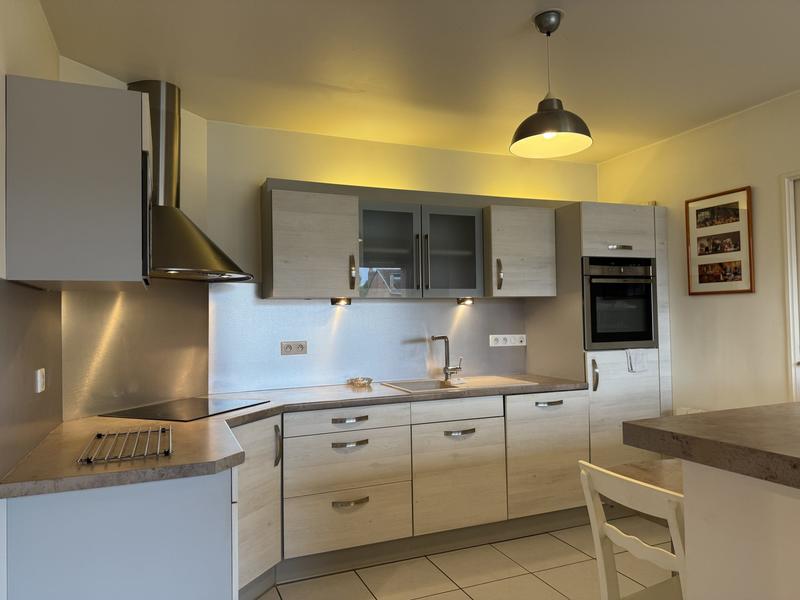 Appartement - 105 m² - 3 pièces