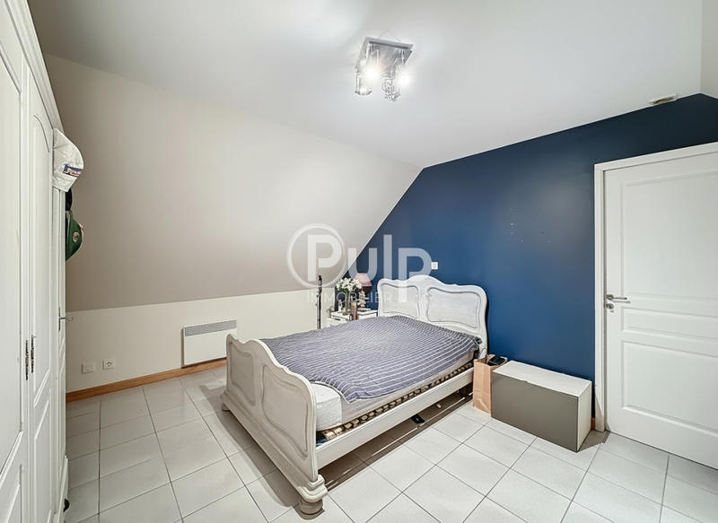 Demeure - 260 m² - 8 pièces