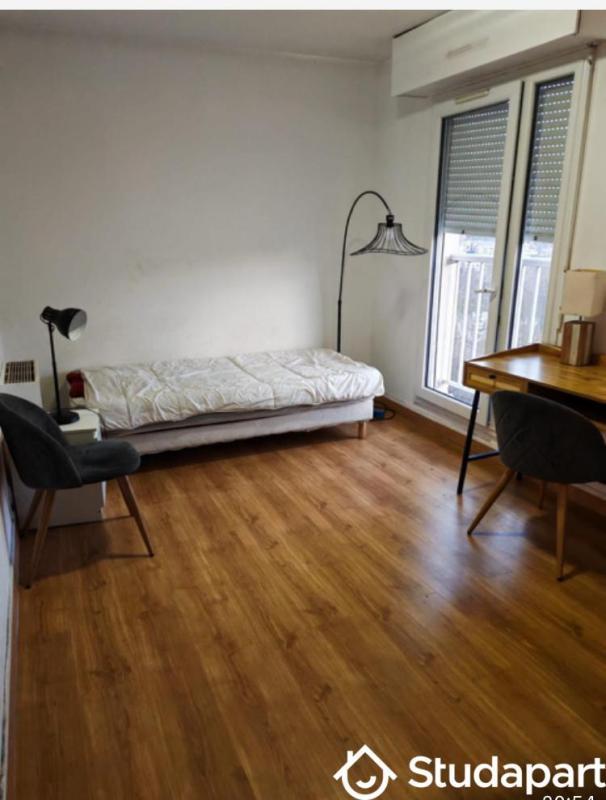 Chambre - 12 m² - 1 pièce