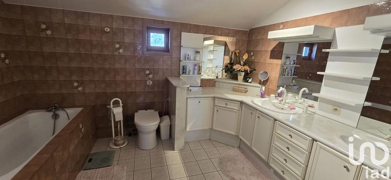 Maison de campagne - 200 m² - 7 pièces