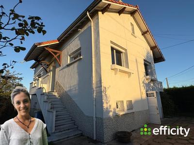 Maison - 92 m² - 4 pièces