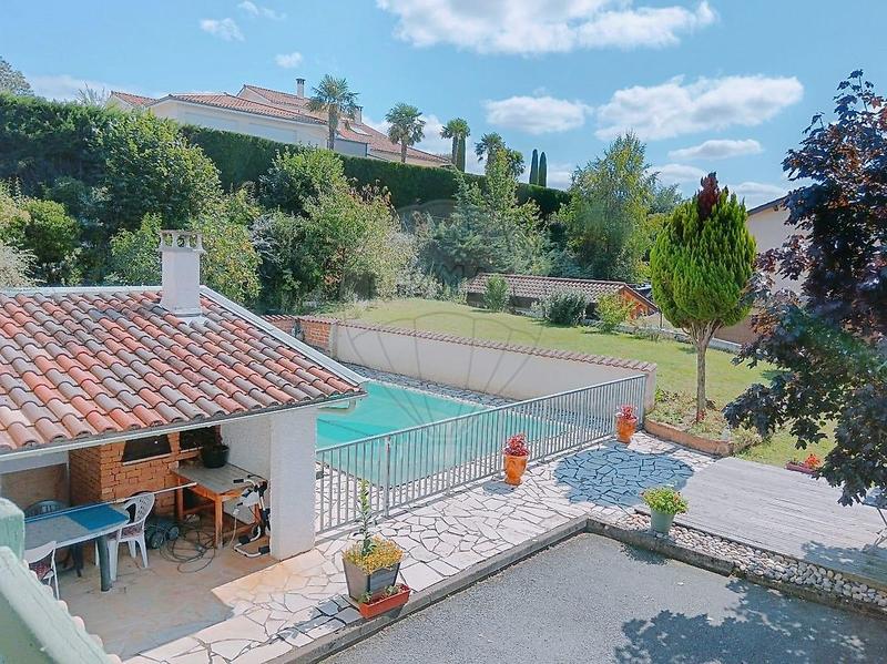 Maison - 106 m² - 5 pièces