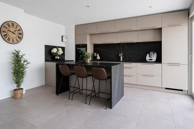 Appartement - 91 m² - 4 pièces