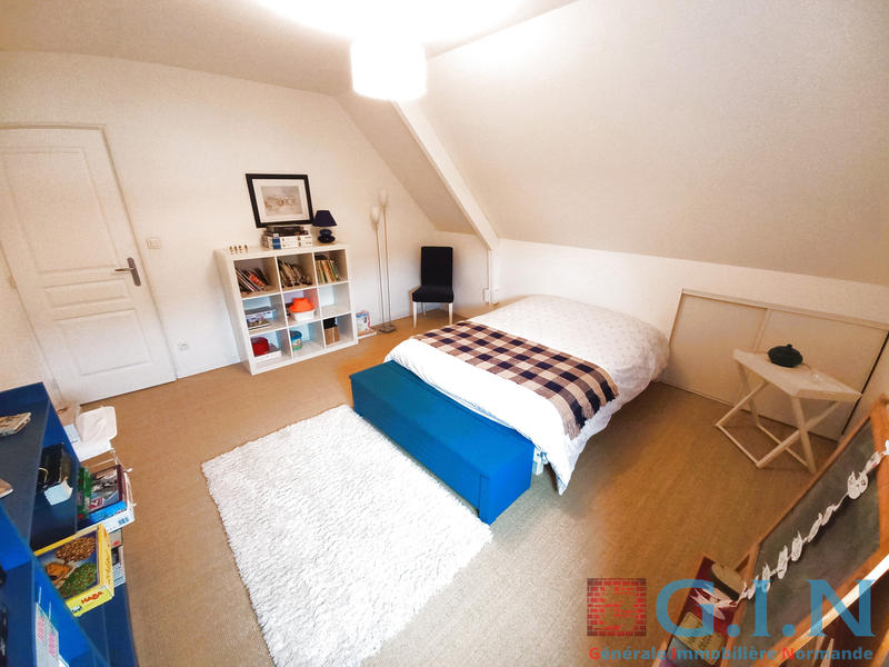 Maison - 195 m² - 7 pièces