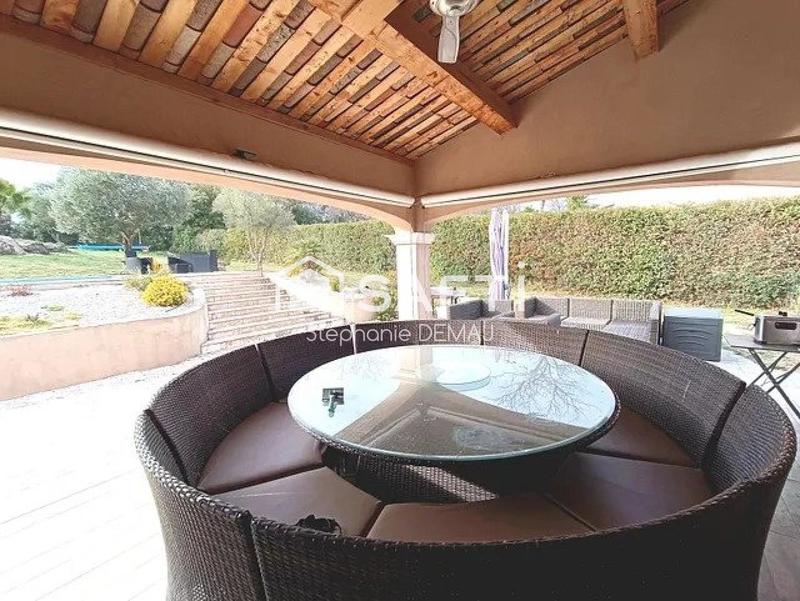 Maison - 150 m² - 4 pièces