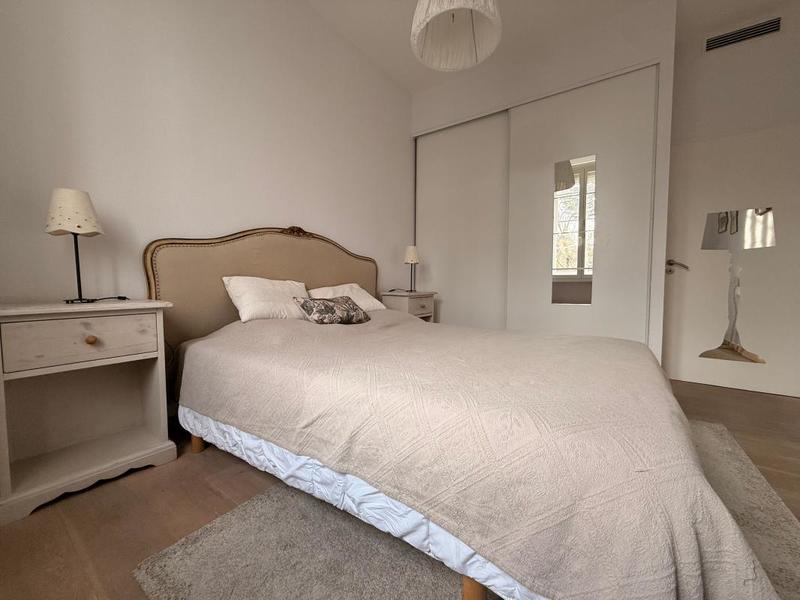 Appartement - 92 m² - 3 pièces