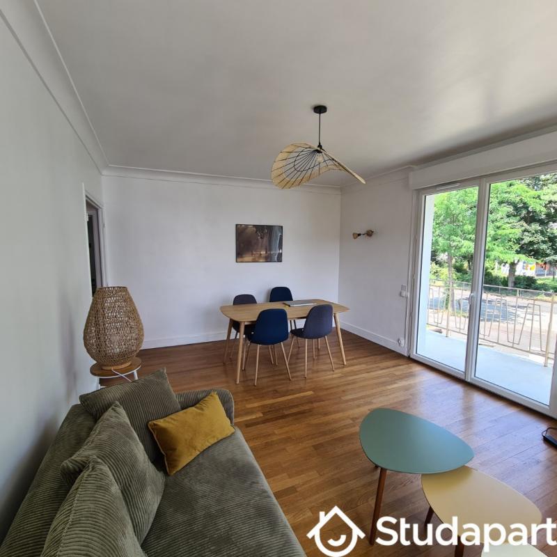 Chambre - 13 m² - 1 pièce