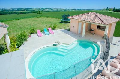 Maison de maîtres - 222 m² - 11 pièces