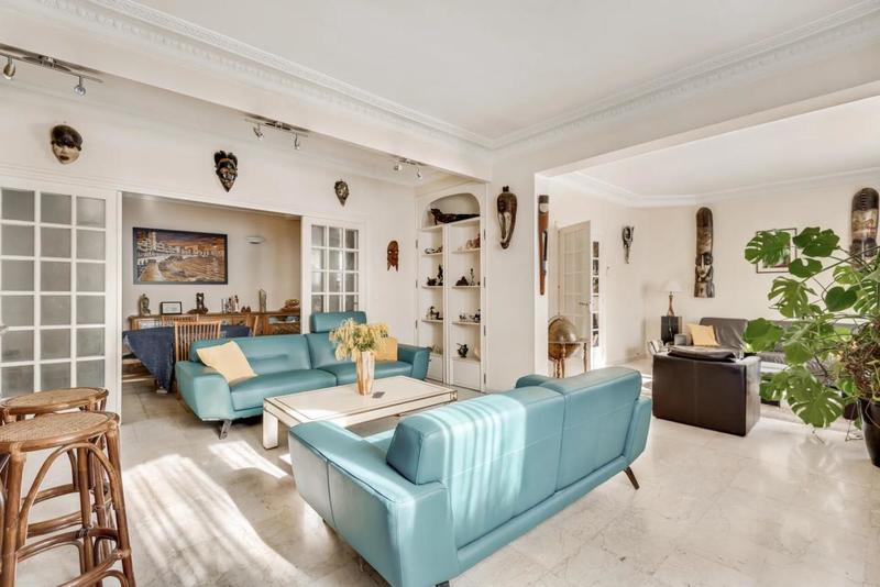 Maison - 193 m² - 8 pièces