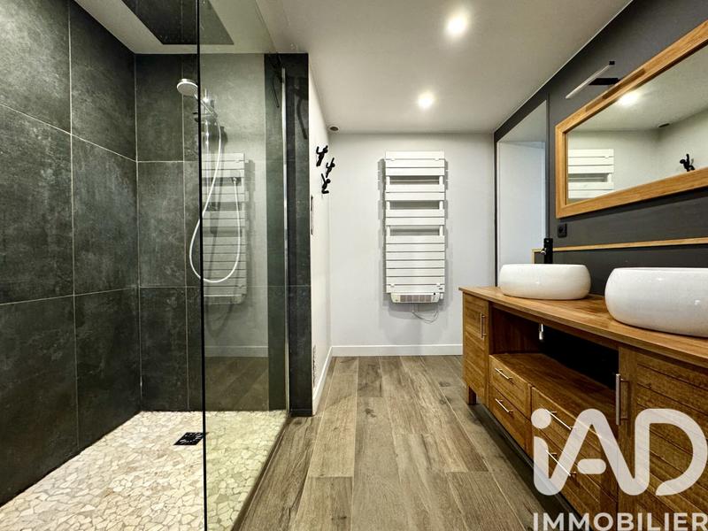 Maison - 127 m² - 5 pièces