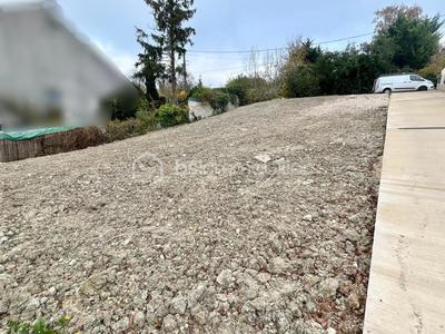 Terrain constructible - 500 m²