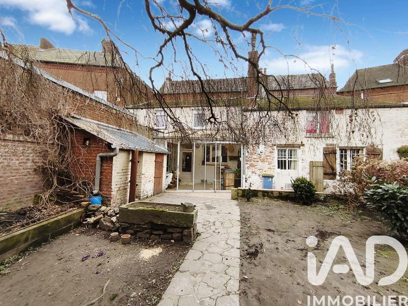 Maison - 221 m² - 8 pièces