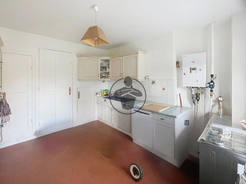 Maison - 165 m² - 6 pièces