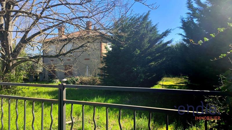 Maison - 220 m² - 7 pièces