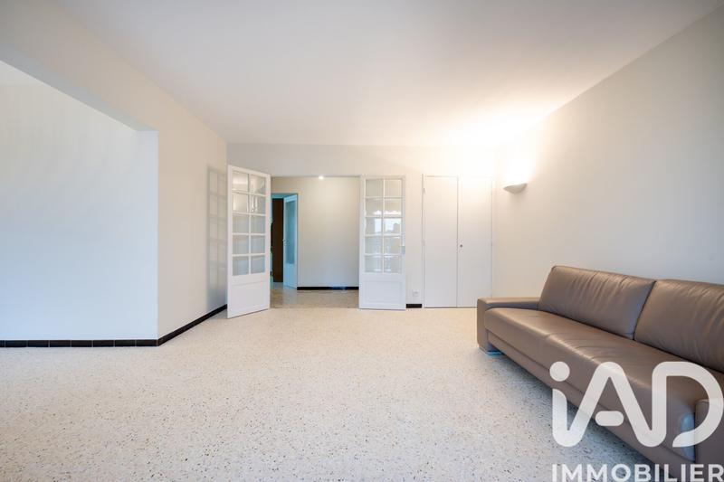 Appartement - 96 m² - 5 pièces