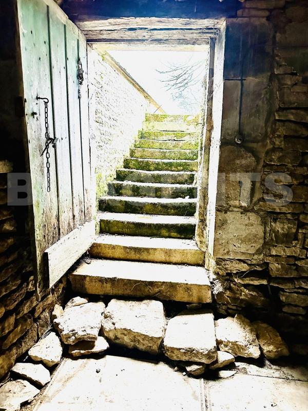 Corps de ferme - 179 m² - 8 pièces