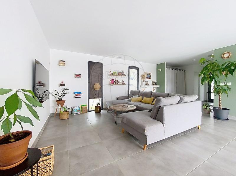 Maison - 150 m² - 6 pièces