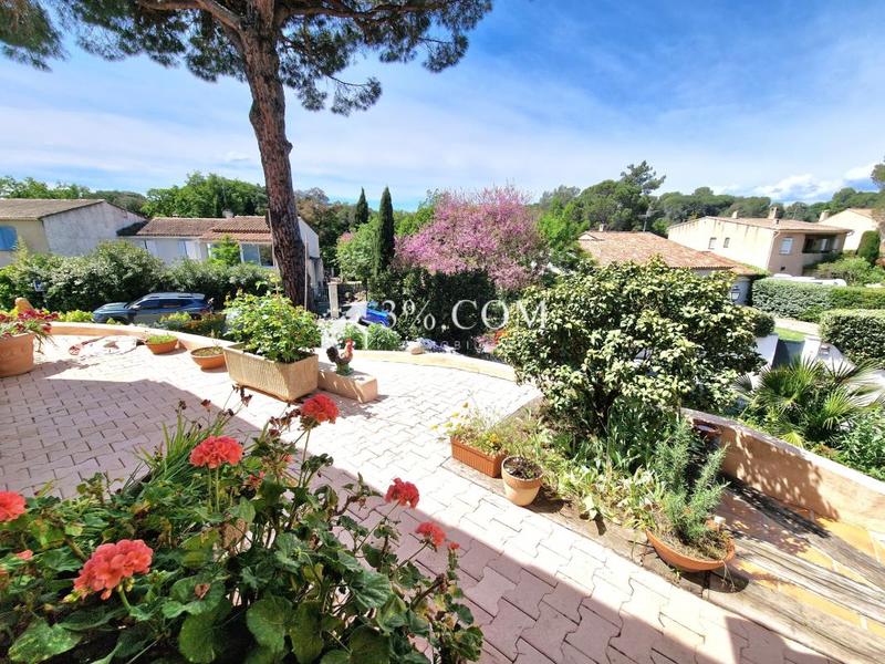 Villa - 145 m² - 5 pièces
