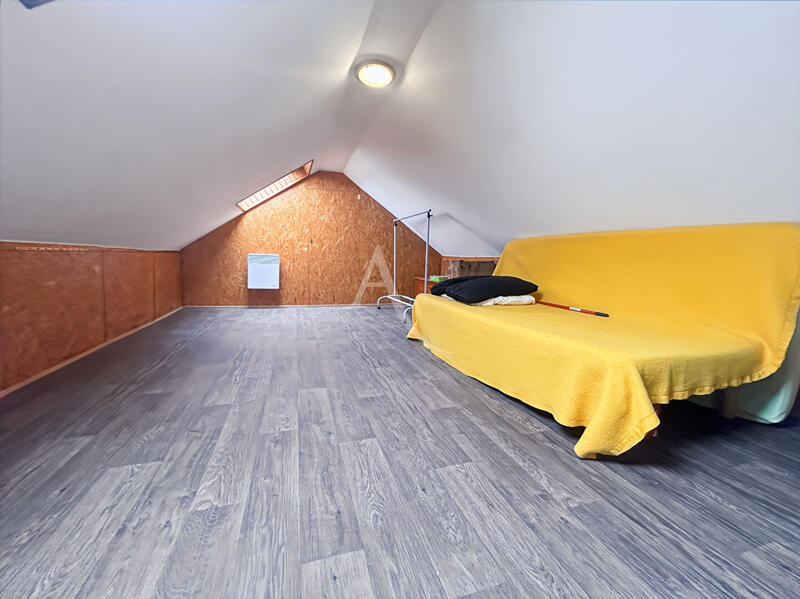 Maison - 94 m² - 5 pièces