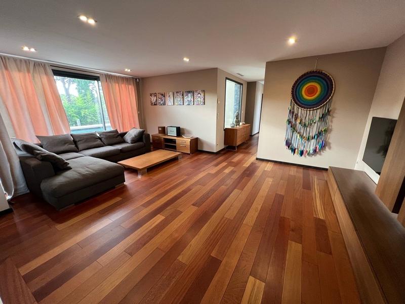 Villa - 183 m² - 6 pièces