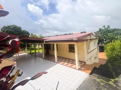 Maison - 120 m² - 4 pièces