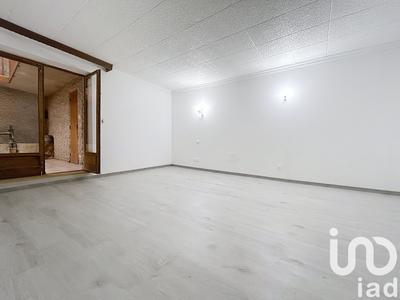 Maison - 240 m² - 8 pièces