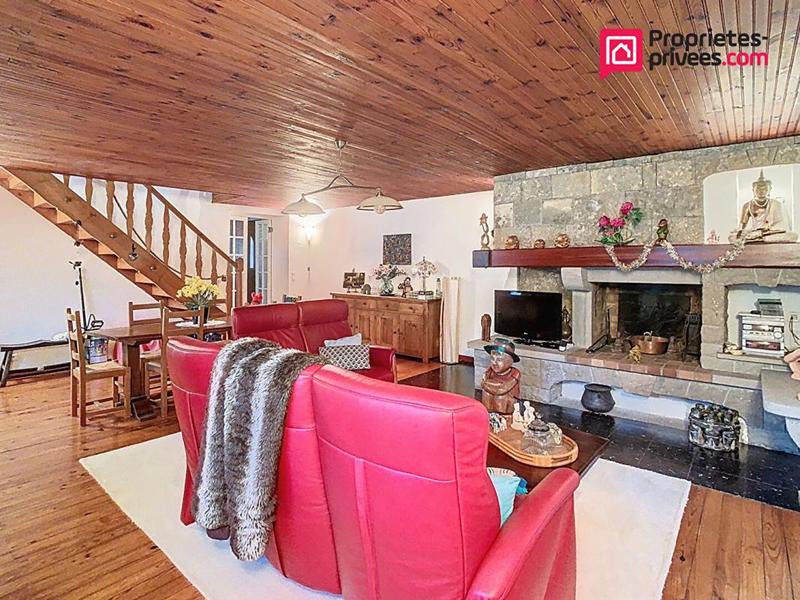 Maison - 188 m² - 8 pièces