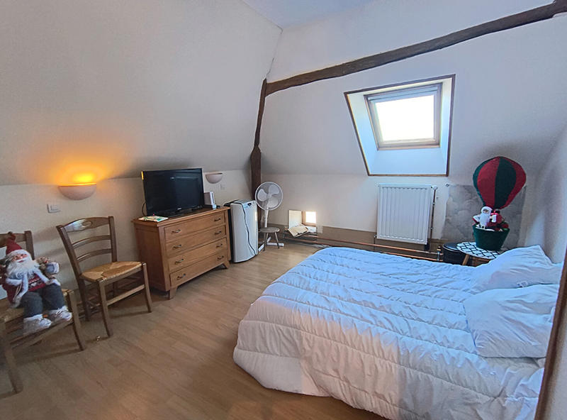 Maison - 150 m² - 9 pièces