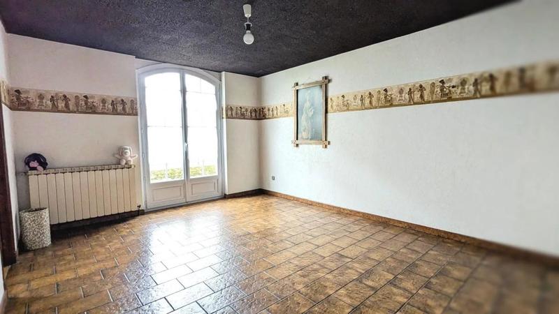 Maison - 175 m² - 8 pièces