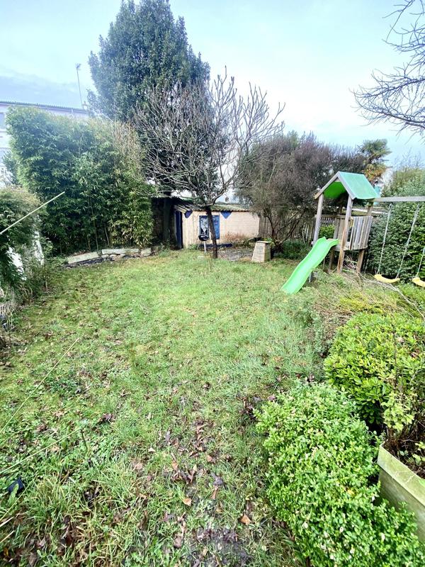 Maison - 139 m² - 6 pièces