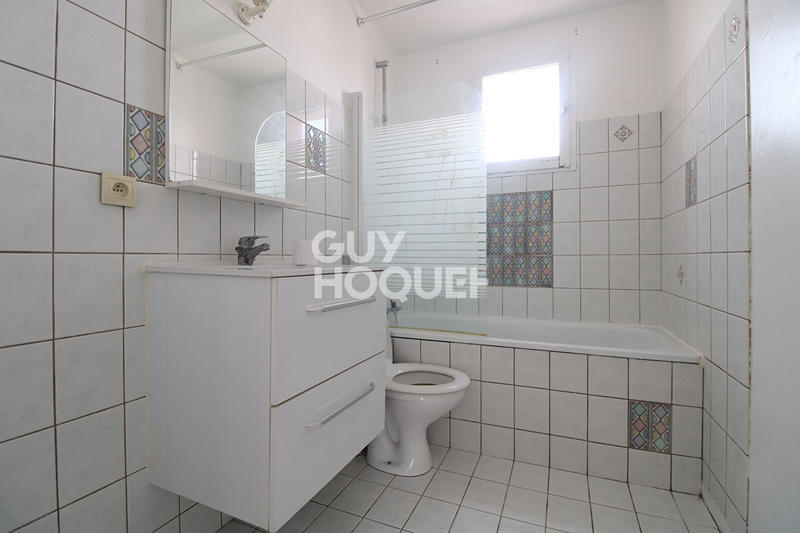 Maison - 80 m² - 5 pièces