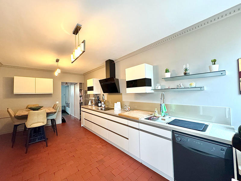 Maison - 175 m² - 7 pièces