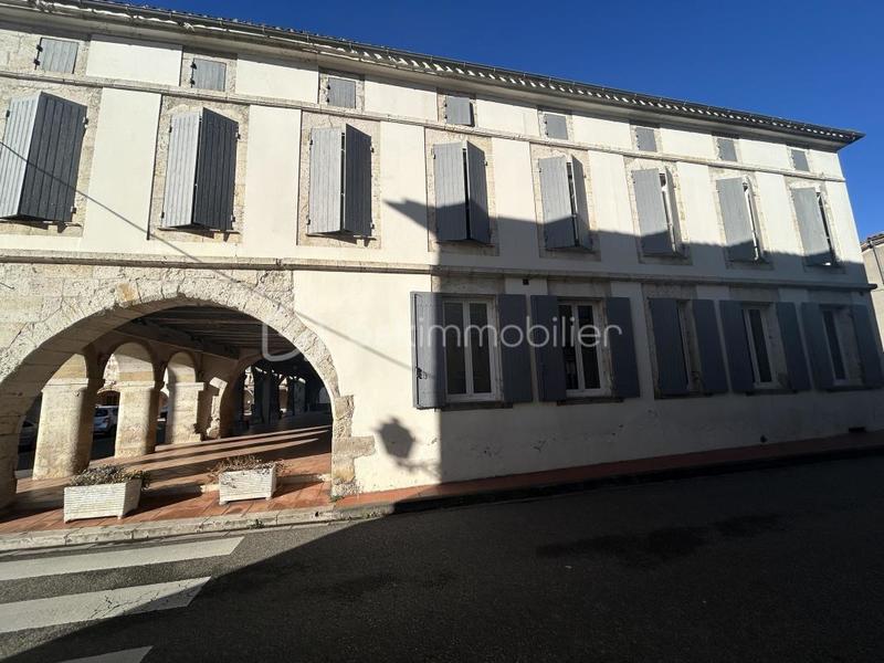 Maison de maîtres - 372 m² - 11 pièces